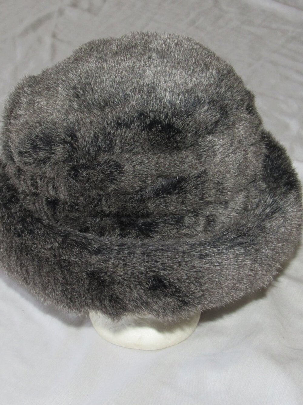 NWT ParkHurst Faux Fur Mink Silver Sable Bucket Hat One Size Made in Canada